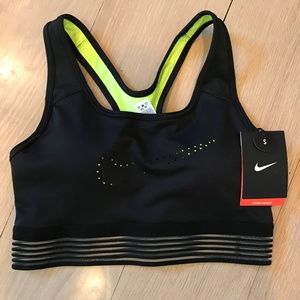 Nike Pro Classic Sports Bra